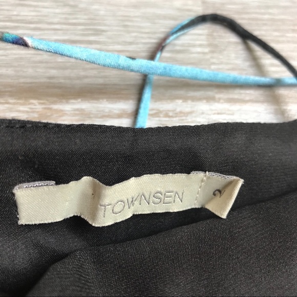 Townsen- Dress with Scalloped Hem CLOSET CLOSING! - Picture 3 of 5